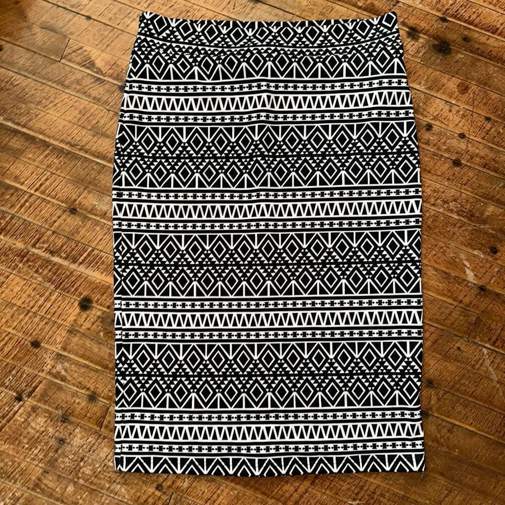 Stitchfix Pixley black & white business casual M pencil skirt